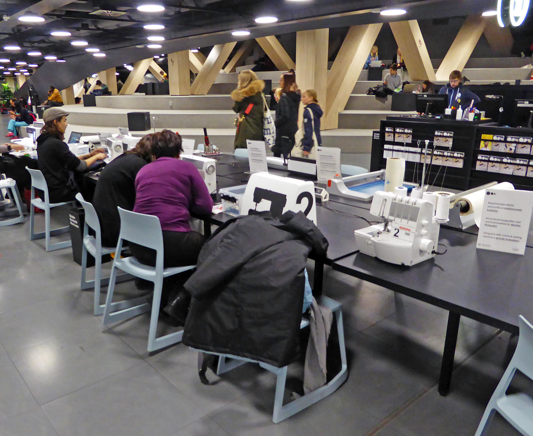The sewing stations are frequented at Oodi in 2019. (Photo Courtesy of Wikimedia Commons by Federico Leva)